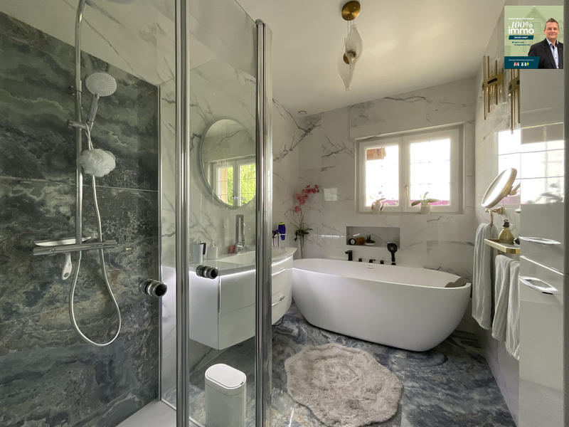 Maison - 195 m² - 7 pièces