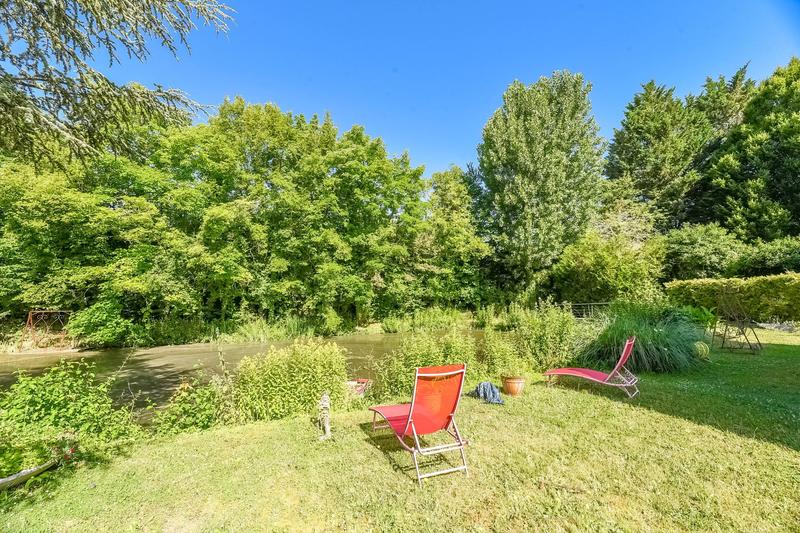 Maison - 104 m² - 6 pièces