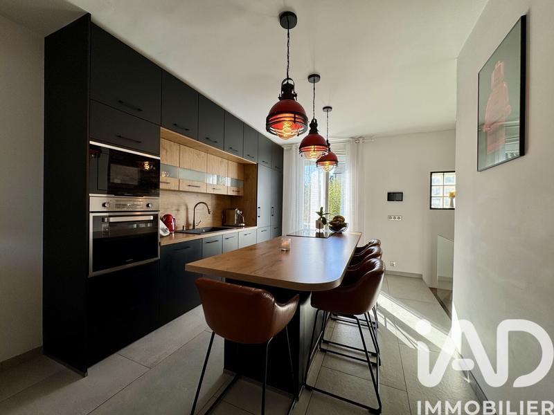 Maison - 130 m² - 5 pièces