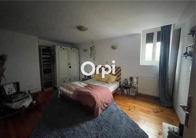 Loft - 98 m² - 3 pièces