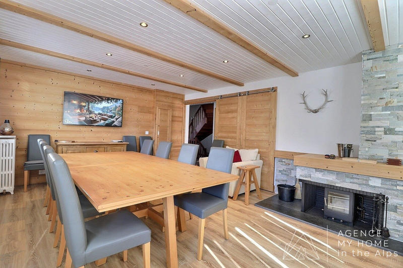 Châlet - 234 m² - 10 pièces
