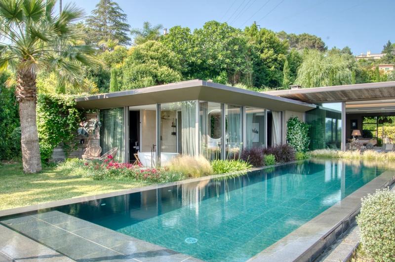 Villa - 335 m² - 7 pièces