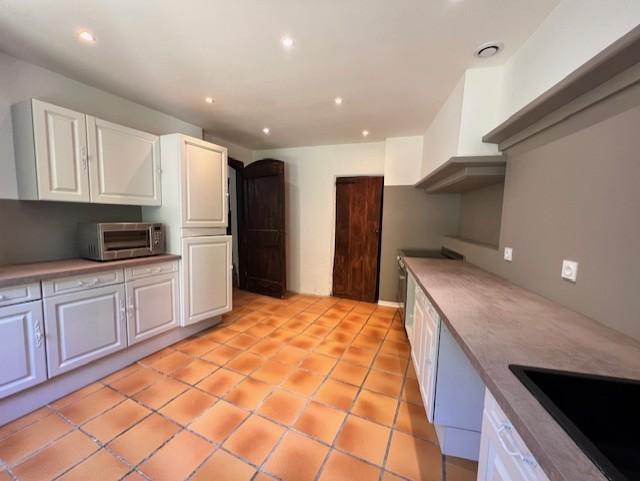 Maison - 163 m² - 6 pièces