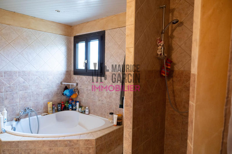 Maison ancienne - 222 m² - 8 pièces