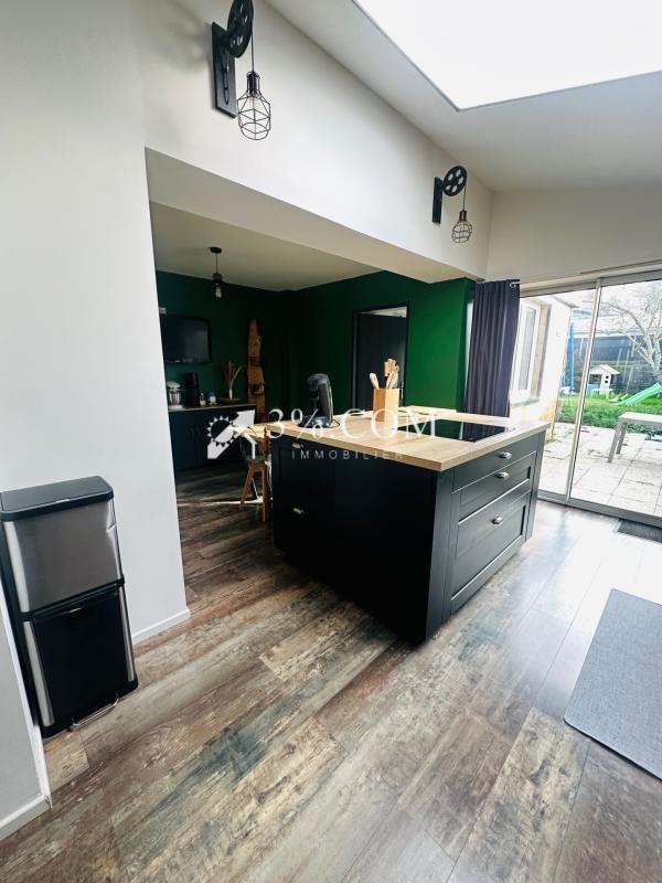 Maison - 108 m² - 4 pièces