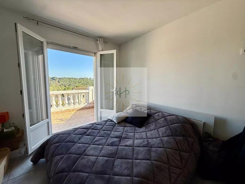 Maison - 128 m² - 5 pièces