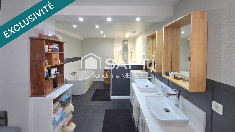 Propriété - 169 m² - 6 pièces