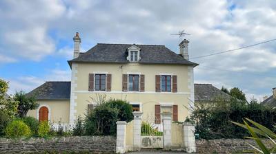 Maison ancienne - 160 m² - 7 pièces