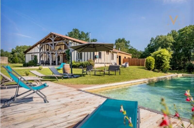 Haras - 250 m² - 6 pièces