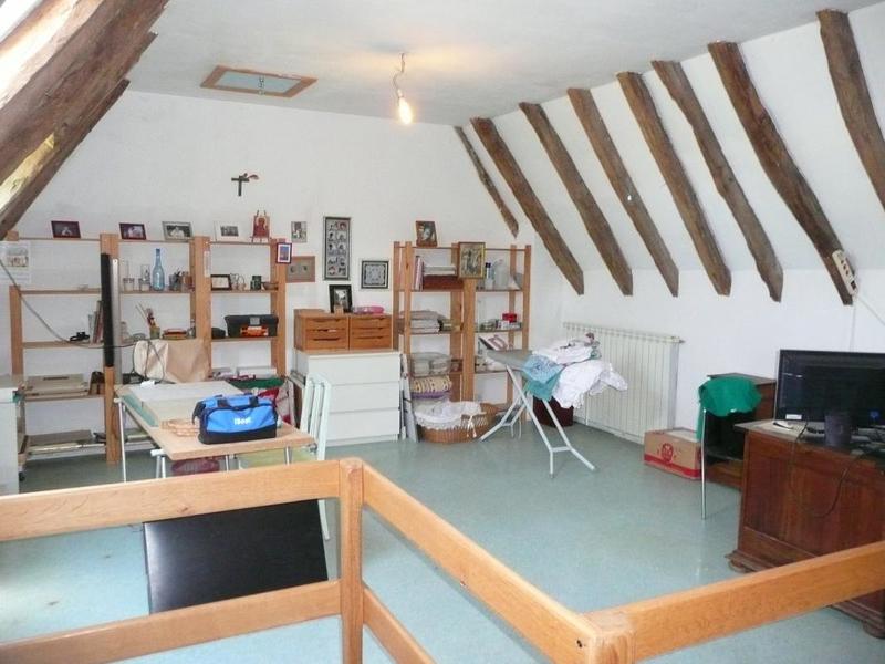 Propriété - 833 m² - 32 pièces