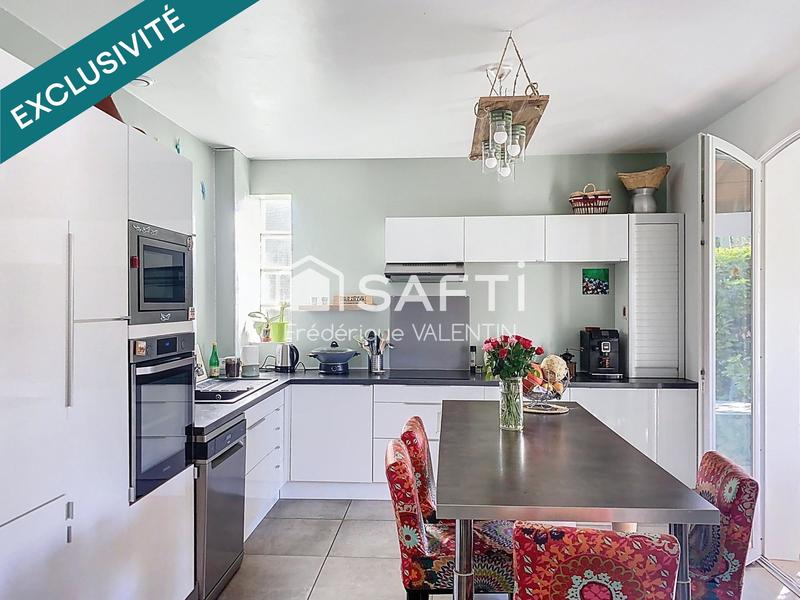 Maison - 101 m² - 5 pièces