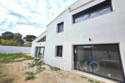 Appartement - 175 m² - 6 pièces