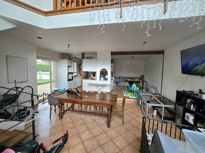 Maison - 197 m² - 7 pièces