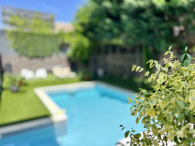 Maison - 300 m² - 8 pièces