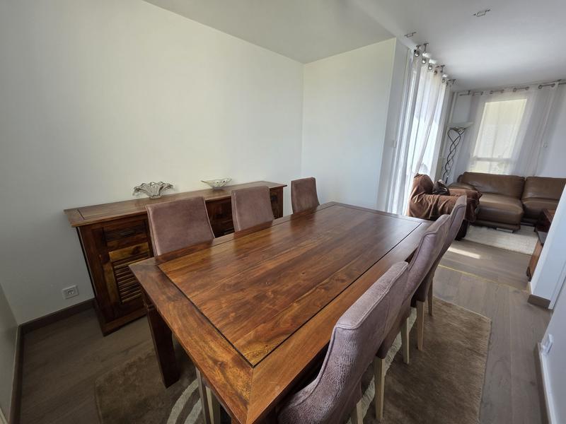 Appartement - 82 m² - 4 pièces