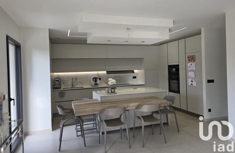 Maison de maîtres - 298 m² - 10 pièces