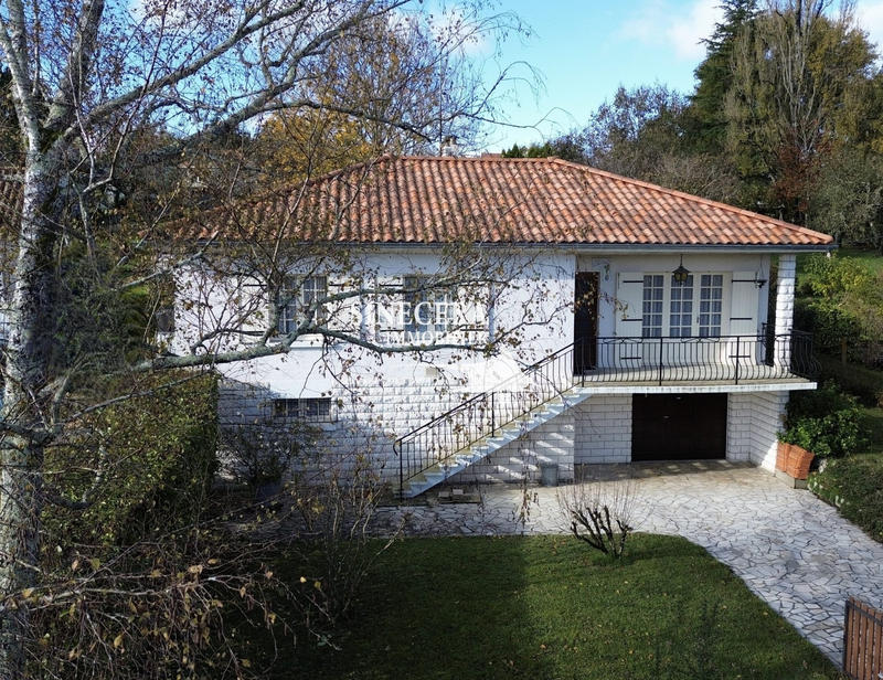 Maison - 130 m² - 7 pièces