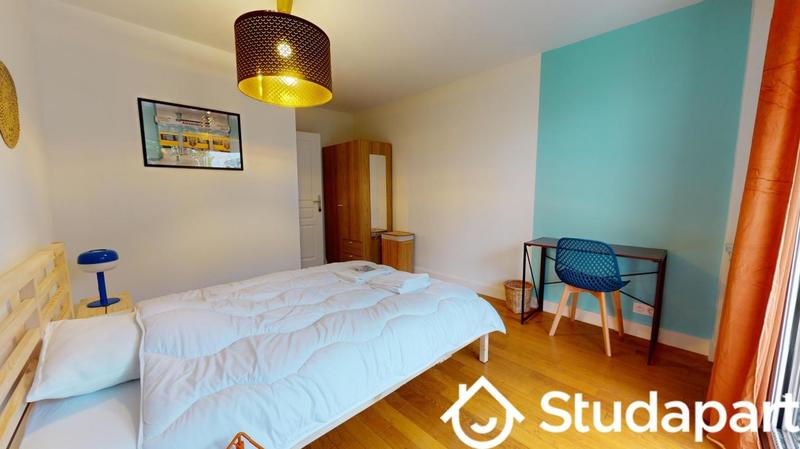 Chambre - 10 m² - 1 pièce