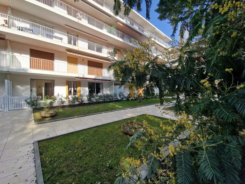 Appartement - 49 m² - 2 pièces