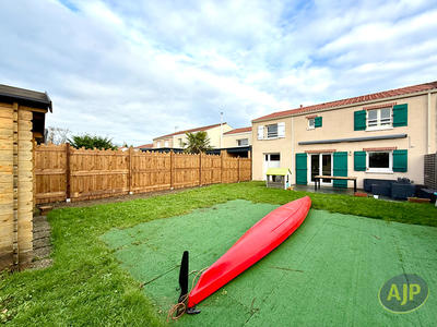 Maison - 104 m² - 6 pièces