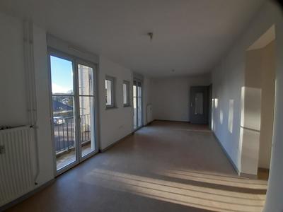 Appartement - 80 m² - 3 pièces