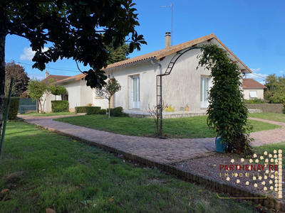 Maison - 97 m² - 5 pièces