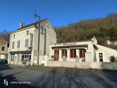 Local commercial - 350 m² - 8 pièces