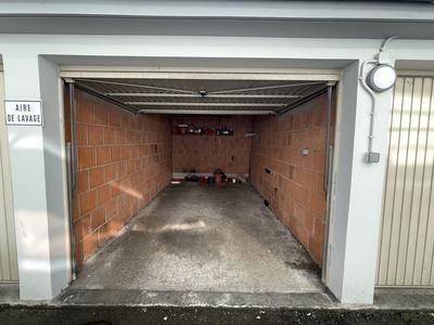 Parking / Garage - 12 m²