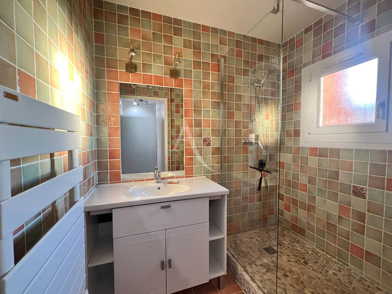 Appartement - 77 m² - 4 pièces