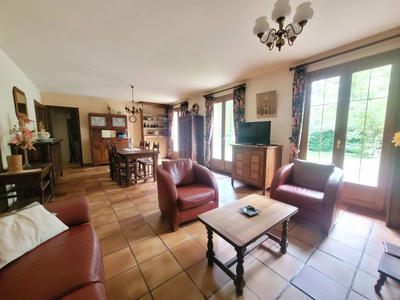 Maison - 140 m² - 6 pièces