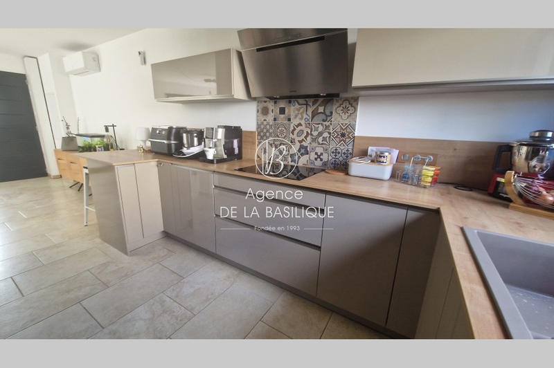 Maison - 145 m² - 5 pièces