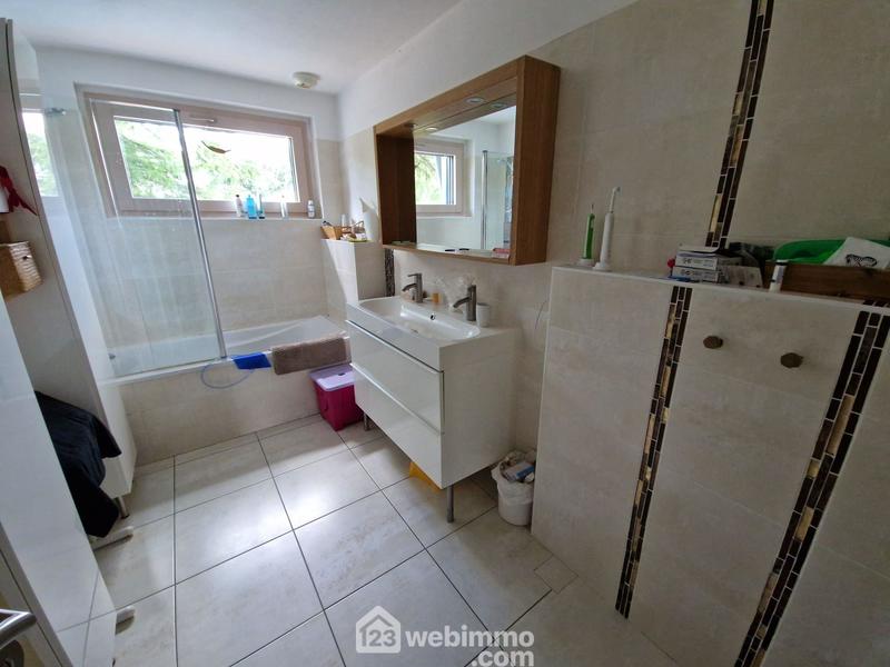 Maison - 153 m² - 5 pièces