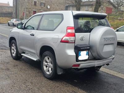 Toyota Land Cruiser (Kdj150) (2) 177 d-4d Life 3p Bv6 5 Places