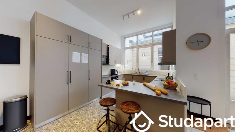 Chambre - 9 m² - 1 pièce