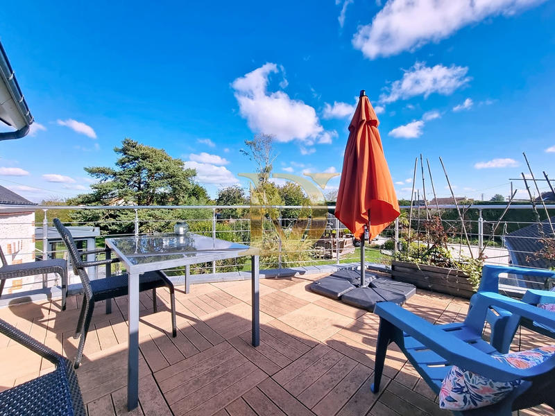 Maison ancienne - 402 m² - 11 pièces