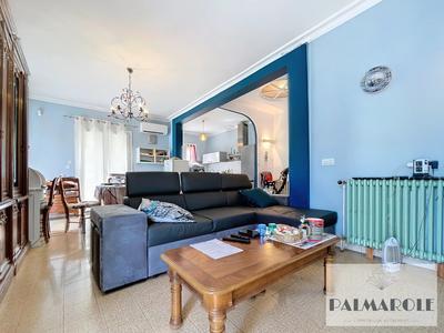 Maison de ville - 100 m² - 4 pièces