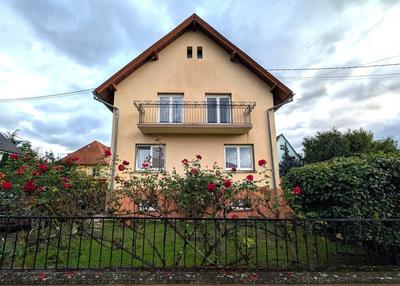 Maison - 122 m² - 6 pièces