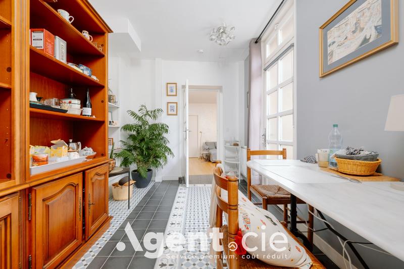 Appartement - 83 m² - 3 pièces