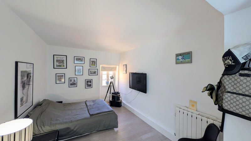 Maison - 182 m² - 7 pièces