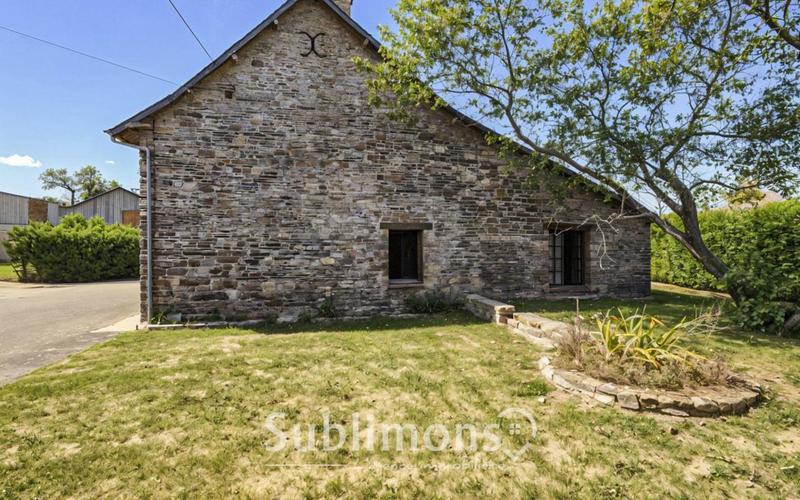 Maison ancienne - 164 m² - 8 pièces