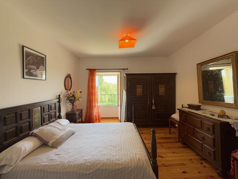 Maison - 300 m² - 7 pièces