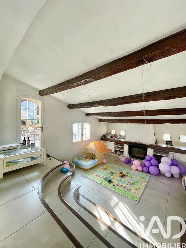 Maison - 145 m² - 5 pièces