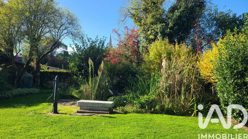 Maison - 301 m² - 11 pièces