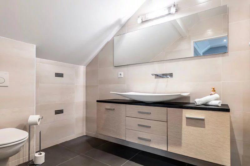 Maison contemporaine - 733 m² - 15 pièces