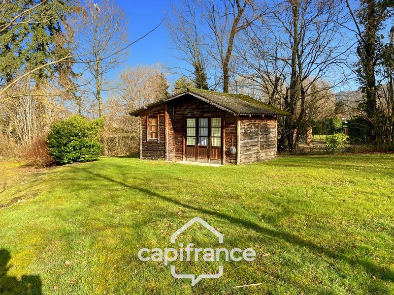 Maison - 318 m² - 8 pièces