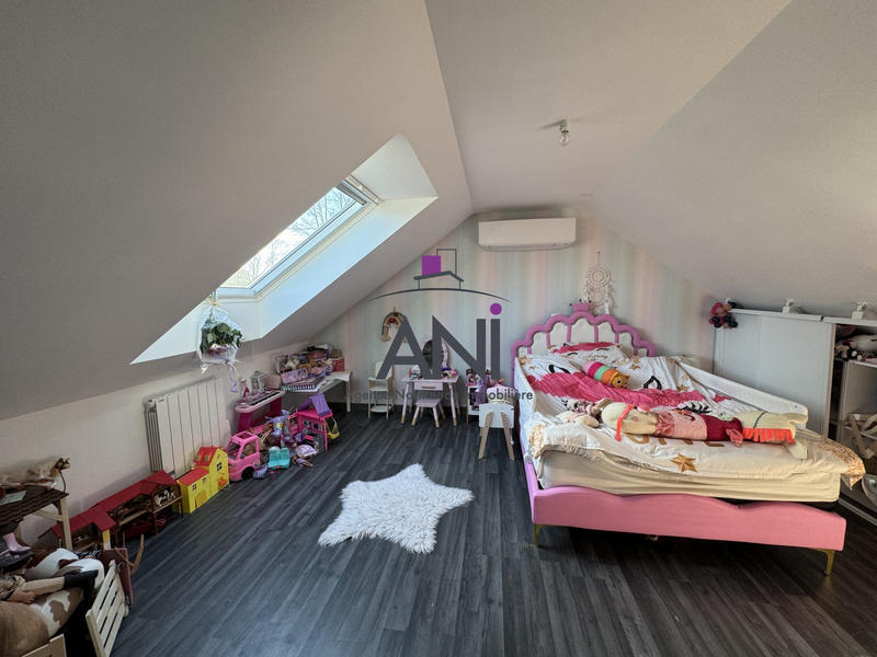 Maison - 122 m² - 6 pièces