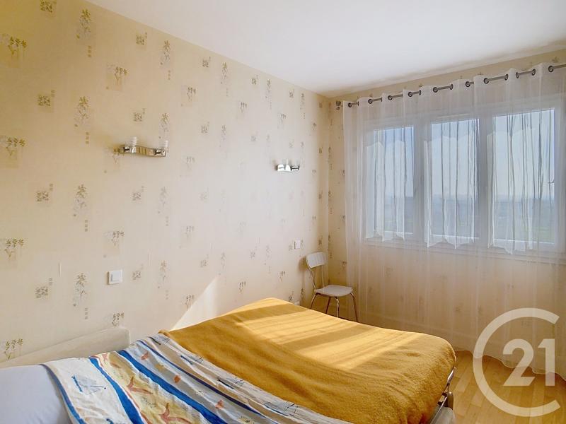 Maison - 279 m² - 12 pièces