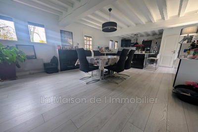 Maison - 122 m² - 5 pièces