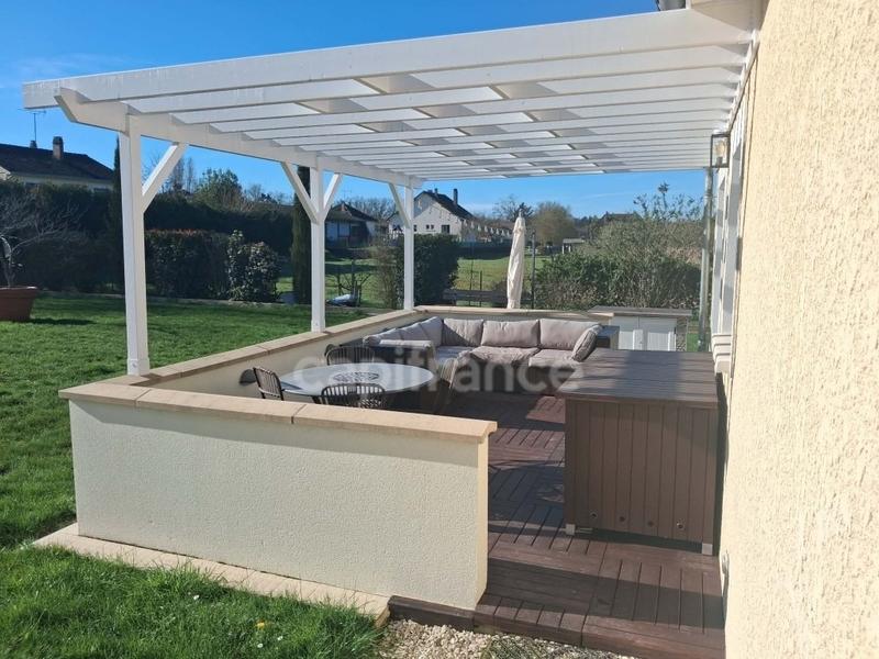 Maison - 86 m² - 5 pièces