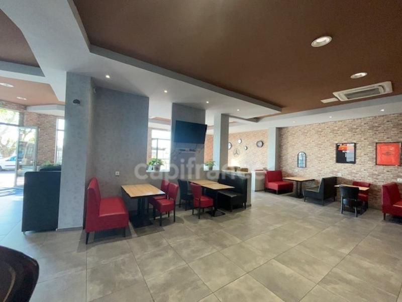 Fonds de commerce - 266 m²